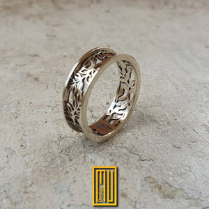 Ring with Acacia Leaves Thin