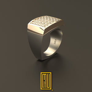 Golden Ring with 30x Diamonds